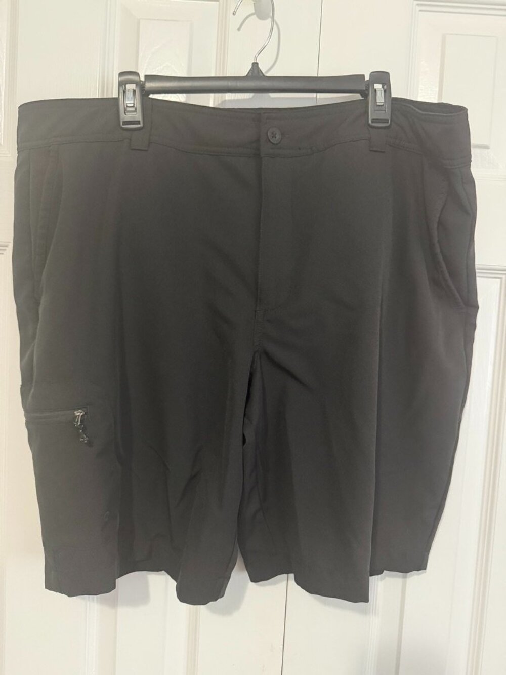 Mens Magellan Black Shorts Size 42